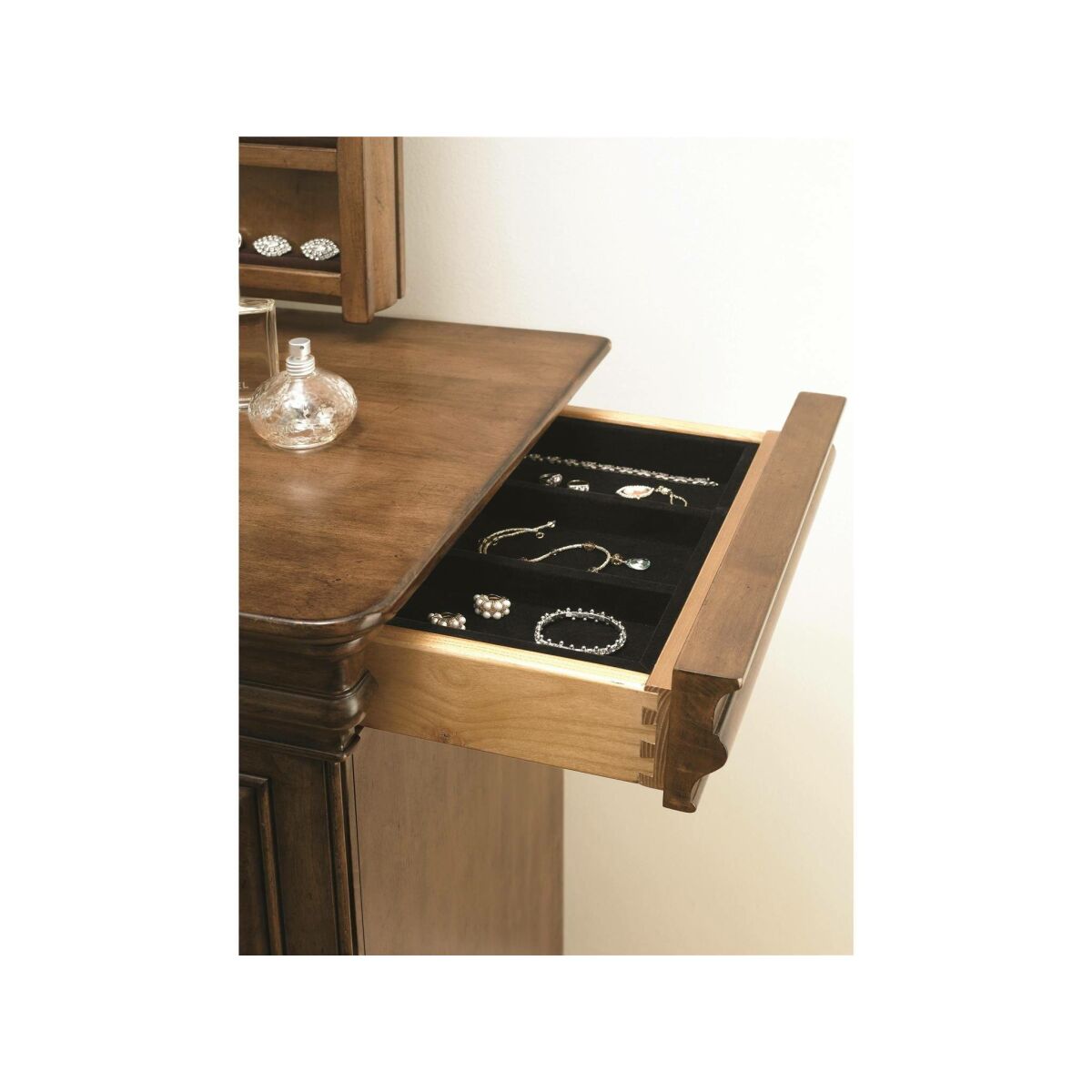 New Lou Dressing Chest Dressers Universal Furniture 8