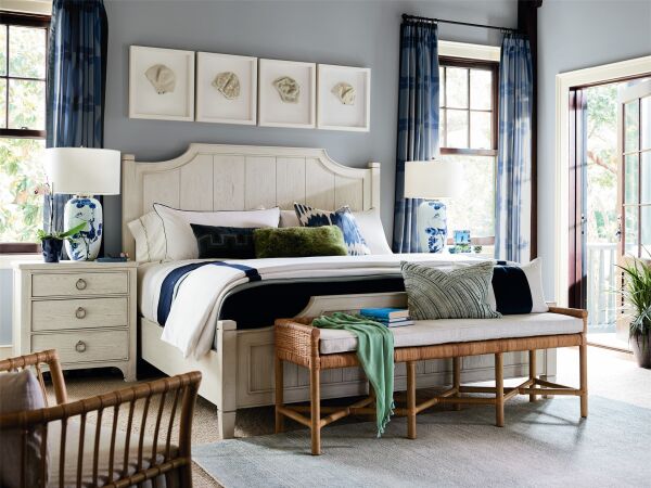 Escape-coastal Living Surfside Queen Bed Beds Universal Furniture 8