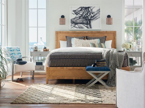 Escape-coastal Living Long Key Queen Bed Beds Universal Furniture 8