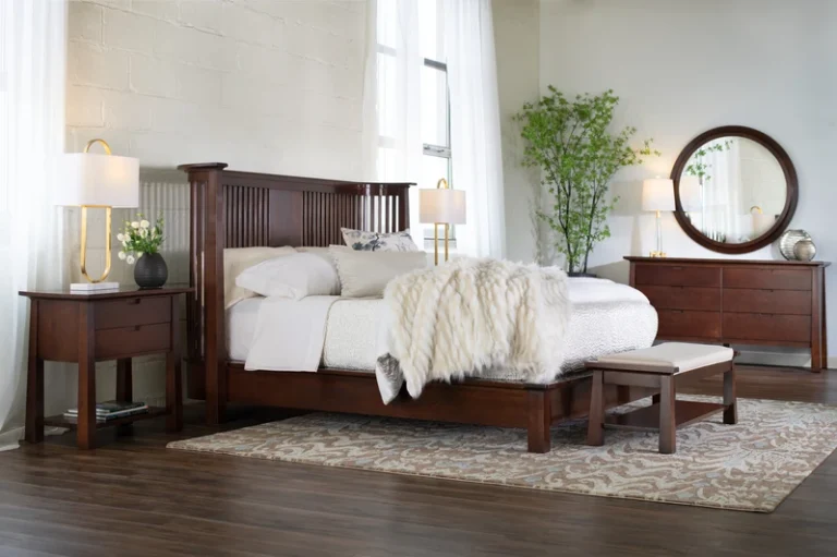 Bedroom Photo 768x511