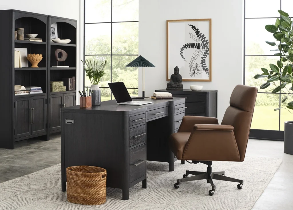 Home Office Photo 1024x732