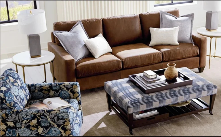 Living Room Photo 768x478